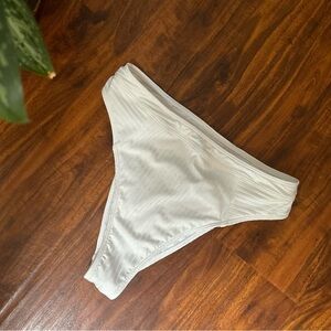 Abercrombie & Fitch White Ribbed Bikini Bottoms